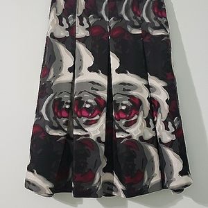Express Studio Design Skirt Sz 2